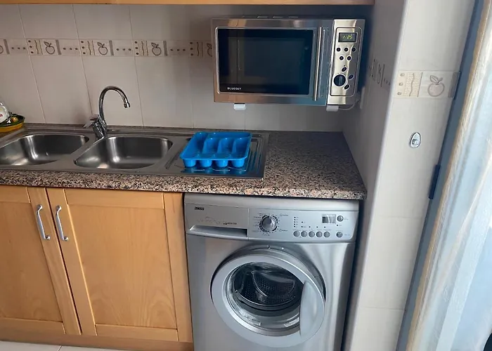 Superbe Proche De La *